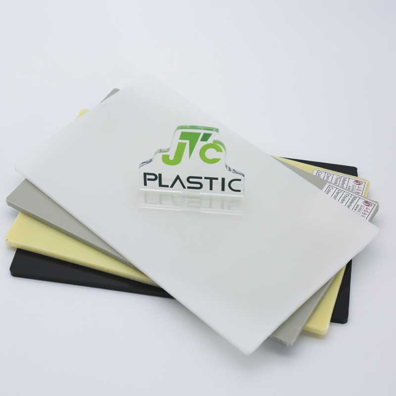Propriedades e seleção de chapa rígida de PVC termoformada